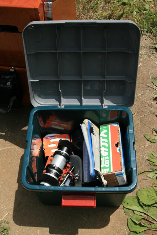 RVBOX 400とその中に収納しているその他天文機材