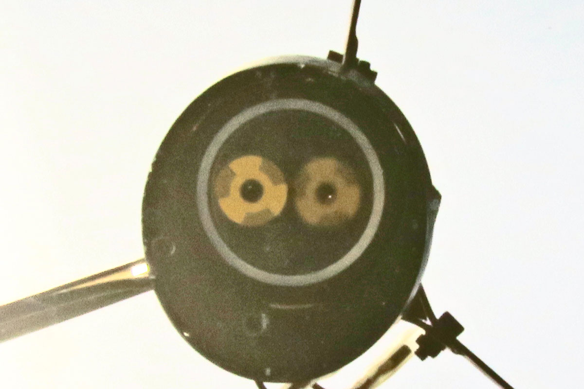 オートコリメーターのオフセット穴から覗いた場合の写真