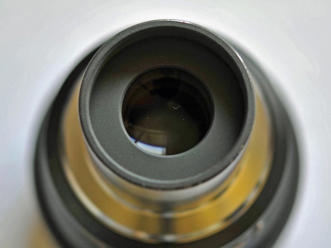 Nikon NAV-10SW bottom view