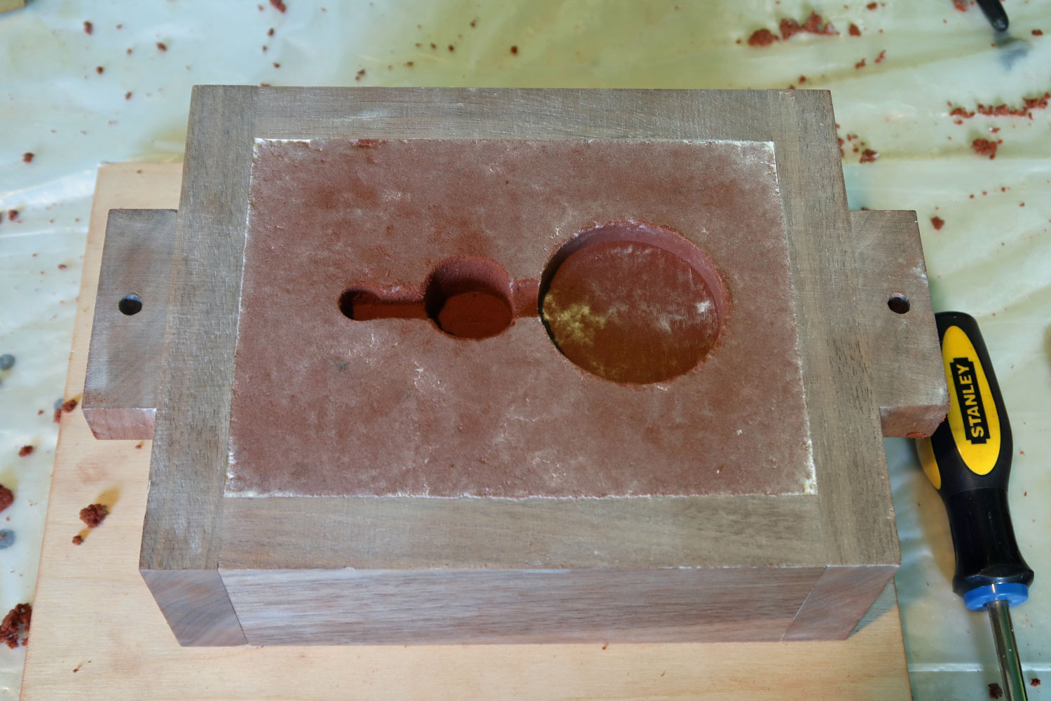 錫 37.7%青銅の鋳造