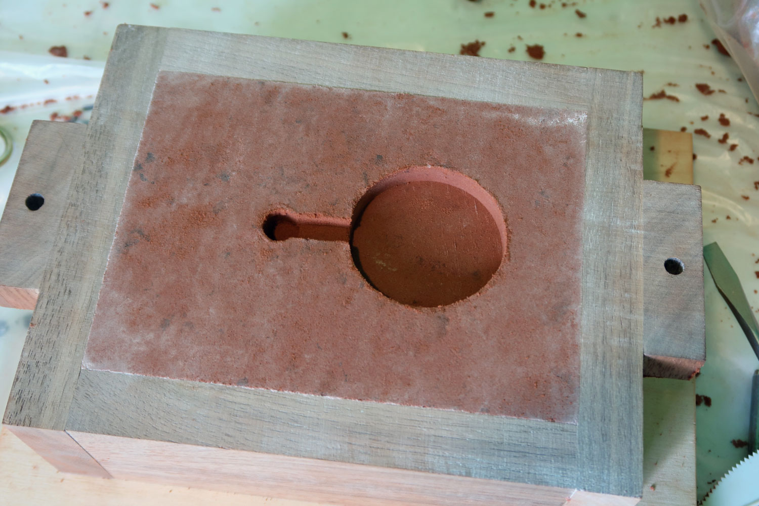 錫 37.7%青銅の鋳造