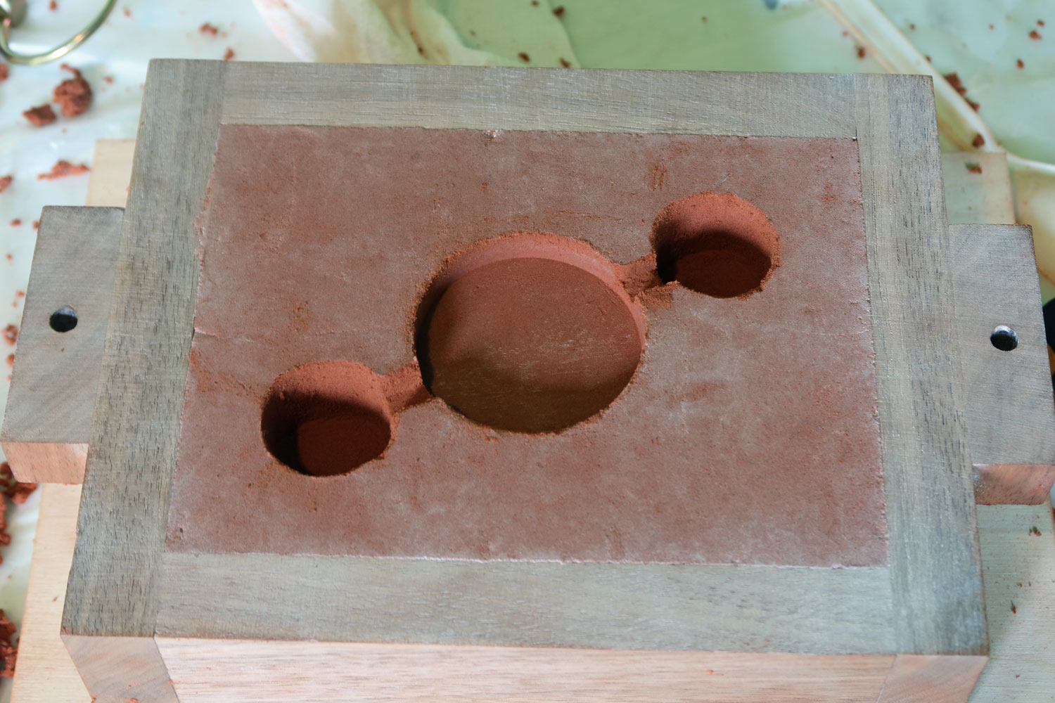 錫 37.7%青銅の鋳造