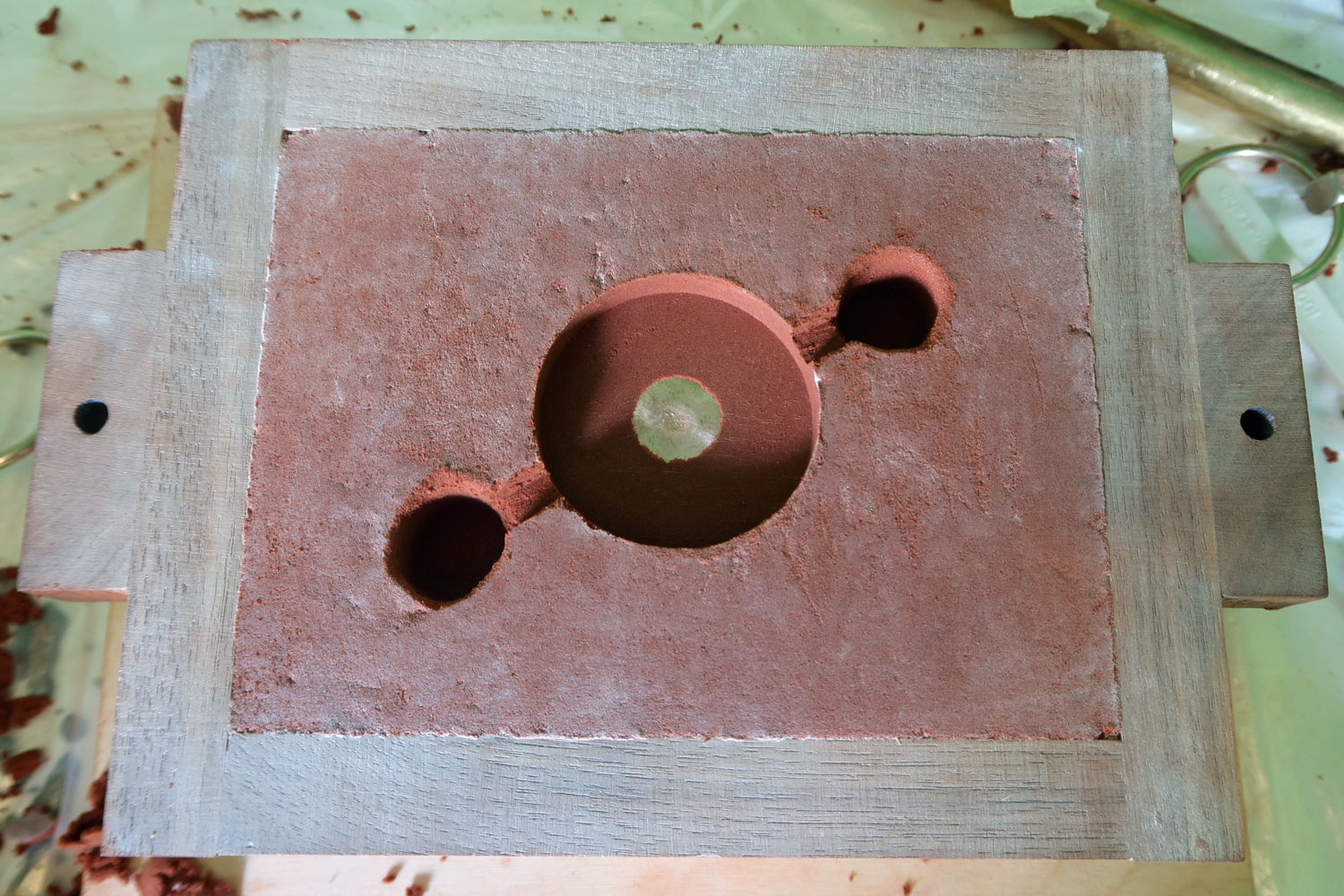 錫 37.7%青銅の鋳造