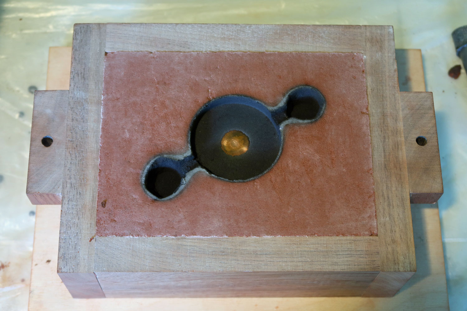 錫 37.7%青銅の鋳造