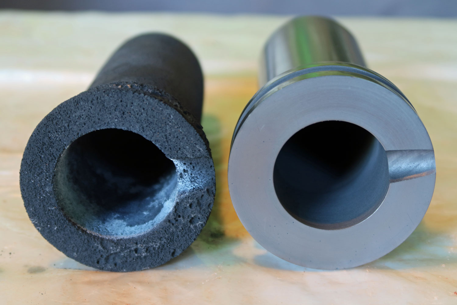 電気炉のるつぼ