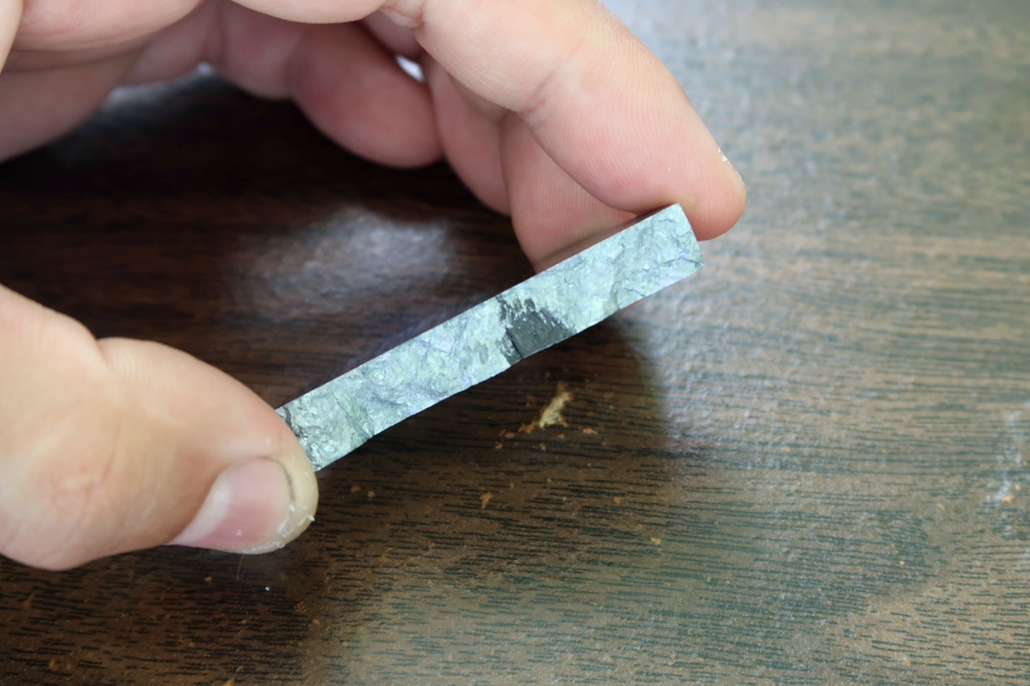 割ってみた錫 37.7%青銅